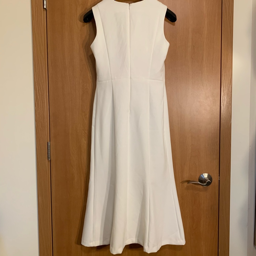 Banana Republic Midi Dress with Gold Buttons - Cream, size 6 - Picture 2 of 9